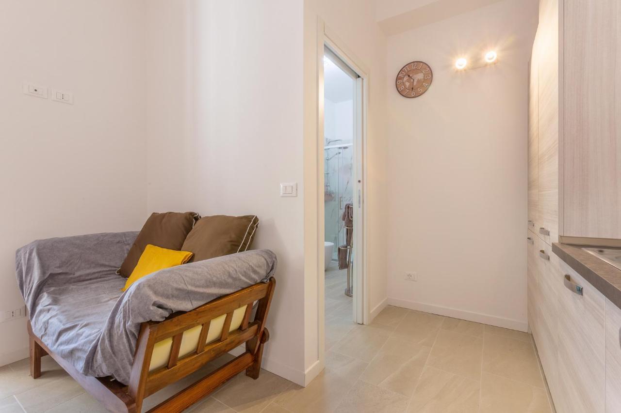 San Donato Fiere Essential Apartment W/Parking Bolonya Dış mekan fotoğraf